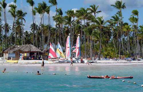 Пляж отеля IFA Villas Bavaro Resort & Spa 4* (Ифа Вилас Баваро Резорт энд Спа 4*) Фото отеля IFA Villas Bavaro Resort & Spa 4* (Ифа Вилас Баваро Резорт энд Спа 4*)