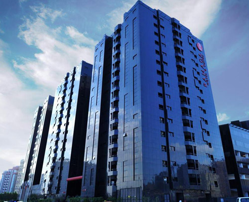 Отель Ramada Hotel & Suites Ajman 4* (Рамада Отель энд Сьютс Аджман 4*) Фото отеля Ramada Hotel & Suites Ajman 4* (Рамада Отель энд Сьютс Аджман 4*)