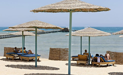 Пляж отеля The Three Corners Sunny Beach Resort 4* (Три Корнерс Санни Бич Резорт 4*) Фото отеля The Three Corners Sunny Beach Resort 4* (Три Корнерс Санни Бич Резорт 4*)