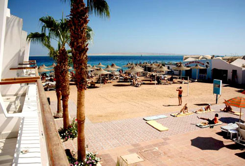 Пляж отеля Aqua Fun Club Hotel 3* (Аква Фан Клуб Отель 3*) Фото отеля Aqua Fun Club Hotel 3* (Аква Фан Клуб Отель 3*)