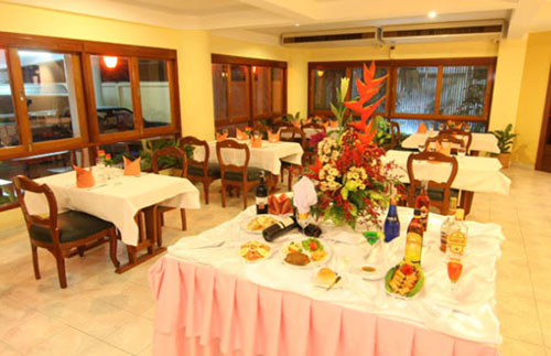 Ресторан отеля Eastiny Inn Hotel 3* (Истини Инн Отель 3*) Фото отеля Eastiny Inn Hotel 3* (Истини Инн Отель 3*)