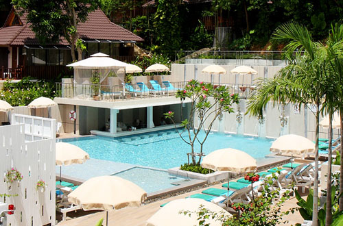 Бассейн отеля Peach Hill Resort 4* (Пич Хилл Резорт 4*) Фото отеля Peach Hill Resort 4* (Пич Хилл Резорт 4*)