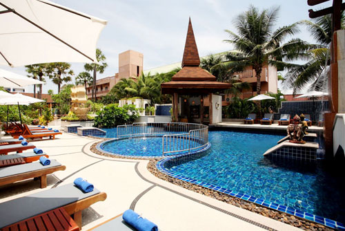 Бассейн отеля Phuket Island View 3* (Пхукет Айленд Вью 3*) Фото отеля Phuket Island View 3* (Пхукет Айленд Вью 3*)