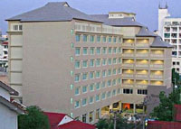Отель Crown Pattaya Beach Hotel 3* (Кроун Паттайя Бич Отель 3*) Фото отеля Crown Pattaya Beach Hotel 3* (Кроун Паттайя Бич Отель 3*)