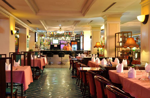 Ресторан отеля Beverly Plaza 3* (Беверли Плаза 3*) Фото отеля Beverly Plaza 3* (Беверли Плаза 3*)