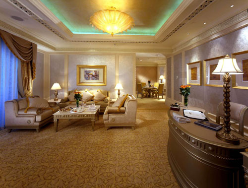 Номер Suite отеля Emirates Palace 5* (Эмирейтс Палас 5*) - Абу-Даби, ОАЭ Фото отеля Emirates Palace 5* (Эмирейтс Палас 5*) - Абу-Даби, ОАЭ