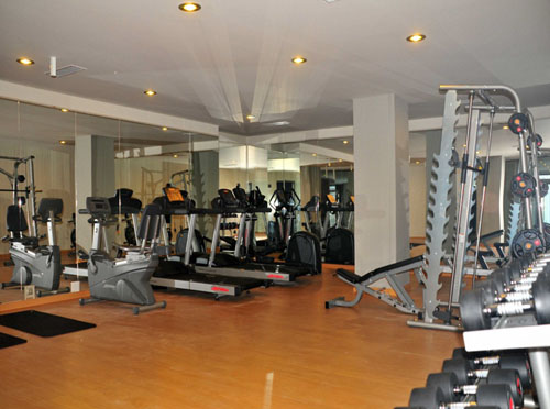 Тренажерный зал отеля Golden Rock Beach Hotel 5* (Голден Рок Бич Отель 5*) Фото отеля Golden Rock Beach Hotel 5* (Голден Рок Бич Отель 5*)