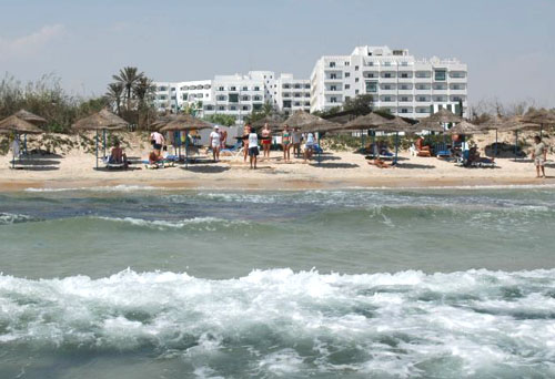 Пляж отеля Royal Jinene Beach 4* (Роял Джинен Бич 4*) Фото отеля Royal Jinene Beach 4* (Роял Джинен Бич 4*)
