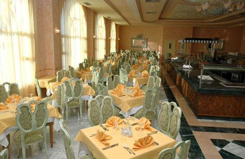 Ресторан отеля Royal Jinene Beach 4* (Роял Джинен Бич 4*) Фото отеля Royal Jinene Beach 4* (Роял Джинен Бич 4*)