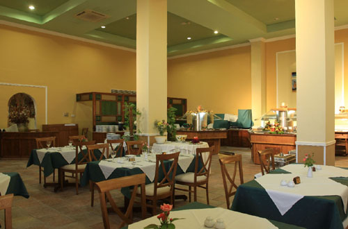 Ресторан отеля Panas Holiday Village 4* (Панас Холидей Виладж 4*) Фото отеля Panas Holiday Village 4* (Панас Холидей Виладж 4*)