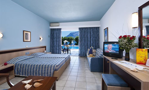 Номер Superior Room отеля Fodele Beach & Water Park Holiday Resort 5* (Фоделе Бич энд Вотер Парк Холидей Резорт 5*) Фото отеля Fodele Beach & Water Park Holiday Resort 5* (Фоделе Бич энд Вотер Парк Холидей Резорт 5*)