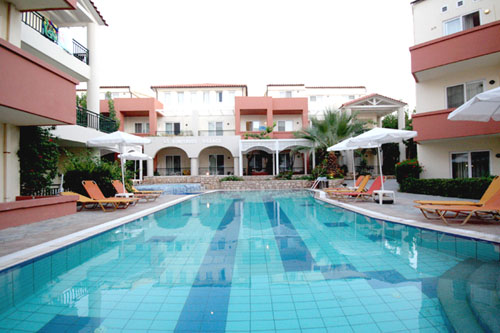 Бассейн отеля Dimitrios Village Beach Resort & Spa 4* (Димитриос Вилладж Бич Резорт энд Спа 4*) Фото отеля Dimitrios Village Beach Resort & Spa 4* (Димитриос Вилладж Бич Резорт энд Спа 4*)