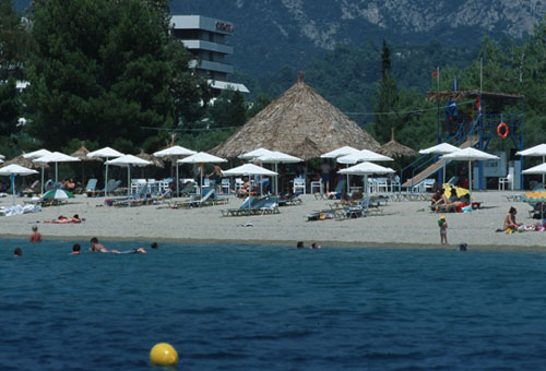 Пляж отеля Porto Carras Sithonia Thalasso & Spa 5* (Порто Карас Ситония Талассо энд Спа 5*) Фото отеля Porto Carras Sithonia Thalasso & Spa 5* (Порто Карас Ситония Талассо энд Спа 5*)