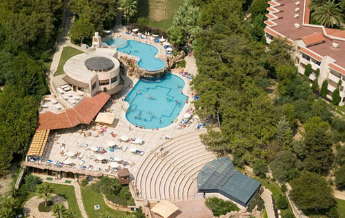 Бассейн отеля Melas Holiday Village HV1 (Мелас Холидей Виладж HV1) Фото отеля Melas Holiday Village HV1 (Мелас Холидей Виладж HV1)