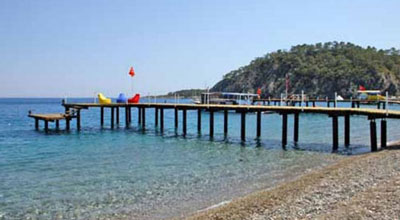Пирс на плже отеля Club Akman Beach 4* (Клуб Акман Бич 4*) Фото отеля Club Akman Beach 4* (Клуб Акман Бич 4*)