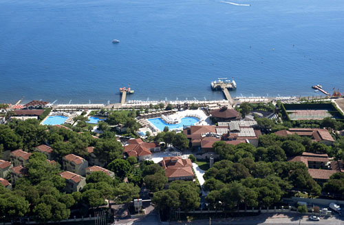 Отель Crystal Flora Beach Resort 5* HV1 (Кристалл Флора Бич Резорт 5* HV1) Фото отеля Crystal Flora Beach Resort 5* HV1 (Кристалл Флора Бич Резорт 5* HV1)