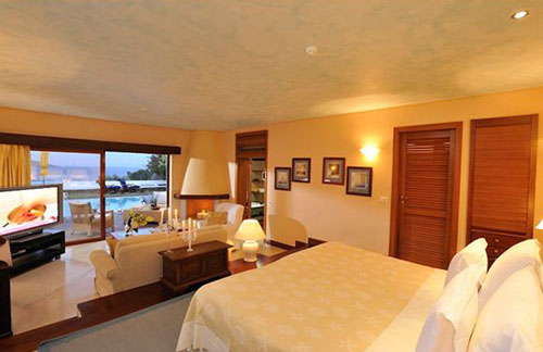 Номер Executive Club отеля Elounda Beach Hotel & Villas 5* (Элунда Бич Отель и Виллы 5*) Фото отеля Elounda Beach Hotel & Villas 5* (Элунда Бич Отель и Виллы 5*)