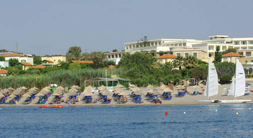 Пляж отеля Mitsis Rodos Maris Resort & Spa 5* (Митсис Родос Марис Резорт энд Спа 5*) Фото отеля Mitsis Rodos Maris Resort & Spa 5* (Митсис Родос Марис Резорт энд Спа 5*)