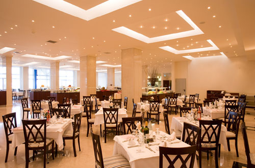 Ресторан отеля Kresten Palace Hotel 4* (Крестен Палас Отель 4*) Фото отеля Kresten Palace Hotel 4* (Крестен Палас Отель 4*)