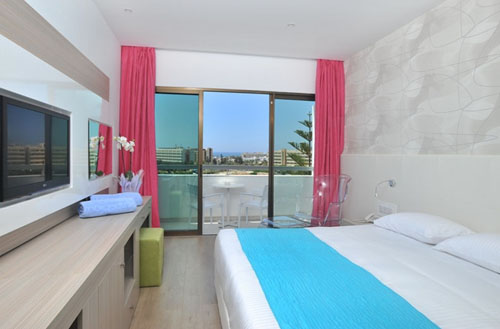 Номер отеля Margadina Hotel 3* (Маргадина Отель 3*) Фото отеля Margadina Hotel 3* (Маргадина Отель 3*)