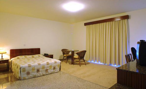 Номер Executive Room отеля Kapetanios Limassol Hotel 3* (Капетаниос Лимассол Отель 3*) Фото отеля Kapetanios Limassol Hotel 3* (Капетаниос Лимассол Отель 3*)