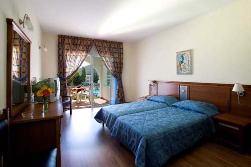 Номер отеля Cyprotel Faliraki Resort 4* (Кипротель Фалираки Резорт 4*) Фото отеля Cyprotel Faliraki Resort 4* (Кипротель Фалираки Резорт 4*)