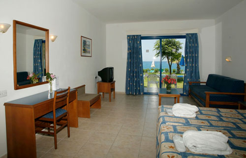 Номер отеля Eleni Holiday Village 4* (Елени Холидей Виладж 4*) Фото отеля Eleni Holiday Village 4* (Елени Холидей Виладж 4*)