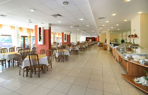 Ресторан отеля Edelweiss Golden Sands 4* (Эдельвейс Золотые Пески 4*) Фото отеля Edelweiss Golden Sands 4* (Эдельвейс Золотые Пески 4*)
