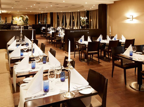 Ресторан отеля NH Schiphol Airport 4* (НХ Схипхол Аэропорт 4*) Фото отеля NH Schiphol Airport 4* (НХ Схипхол Аэропорт 4*)