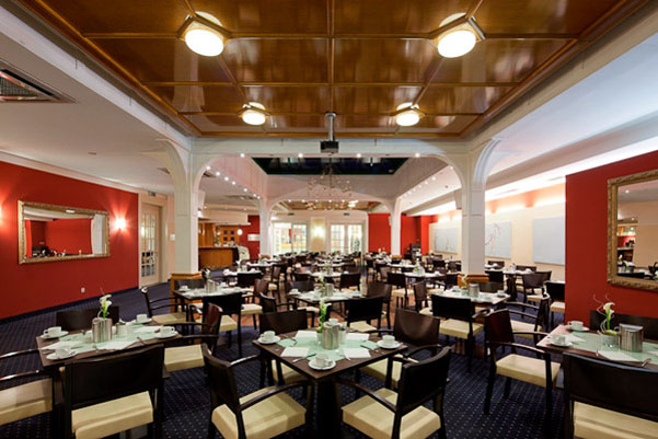 Ресторан отеля Austria Trend Hotel Ananas 4* (Австрия Тренд Отель Ананас 4*) Фото отеля Austria Trend Hotel Ananas 4* (Австрия Тренд Отель Ананас 4*)