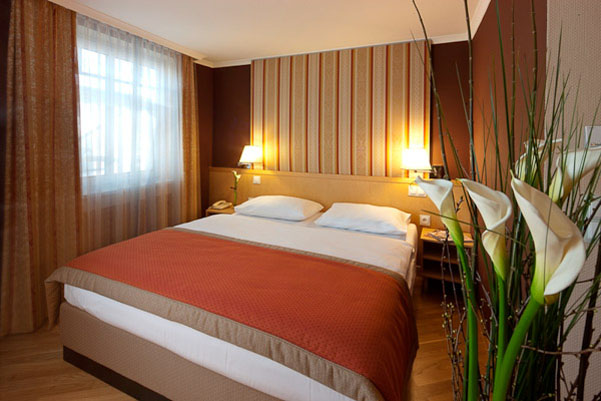 Номер отеля Austria Trend Hotel Ananas 4* (Австрия Тренд Отель Ананас 4*) Фото отеля Austria Trend Hotel Ananas 4* (Австрия Тренд Отель Ананас 4*)