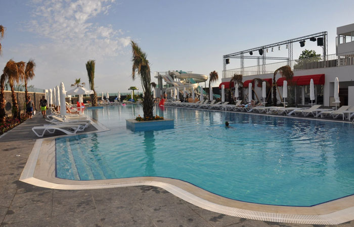 Бассейн отеля White City Resort Hotel 5* (Вайт Сити Резорт Отель 5*) Фото отеля White City Resort Hotel 5* (Вайт Сити Резорт Отель 5*)