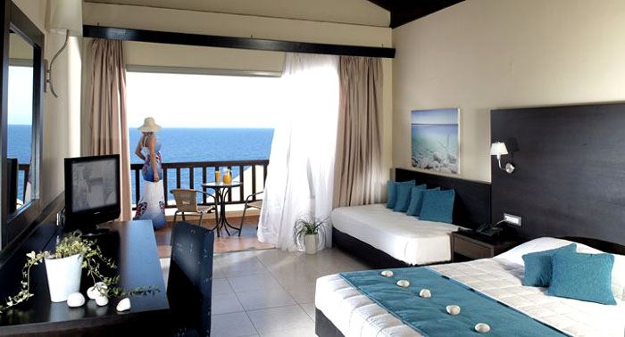 Номер Superior Room отеля Sea Side Resort & Spa 5* (Си Сайд Резорт энд Спа 5*) Фото отеля Sea Side Resort & Spa 5* (Си Сайд Резорт энд Спа 5*)