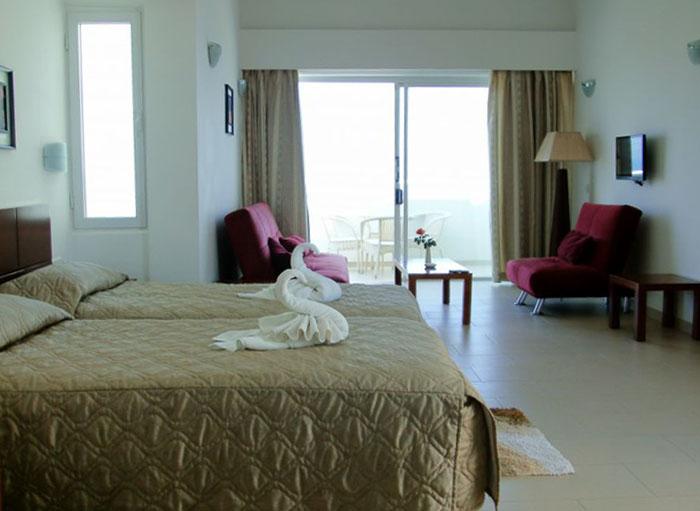 Номер отеля Theo Sunset Bay Holiday Village 4* (Тео Сансет Бей Холидей Вилладж 4*) Фото отеля Theo Sunset Bay Holiday Village 4* (Тео Сансет Бей Холидей Вилладж 4*)Фото отеля Theo Sunset Bay Holiday Village 4* (Тео Сансет Бей Холидей Вилладж 4*)