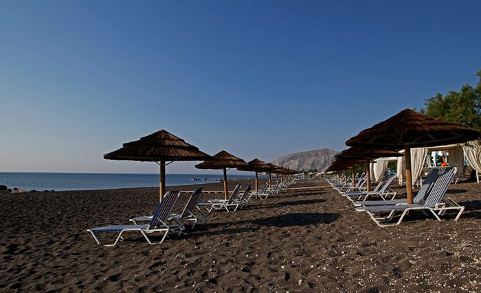 Пляж отеля Mediterranean Beach 4* (Медитерраниан Бич 4*) Фото отеля Mediterranean Beach 4* (Медитерраниан Бич 4*)