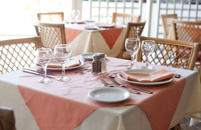 Ресторан отеля Georgioupolis Resort 4* (Георгиуполис Резорт 4*) Фото отеля Georgioupolis Resort 4* (Георгиуполис Резорт 4*)