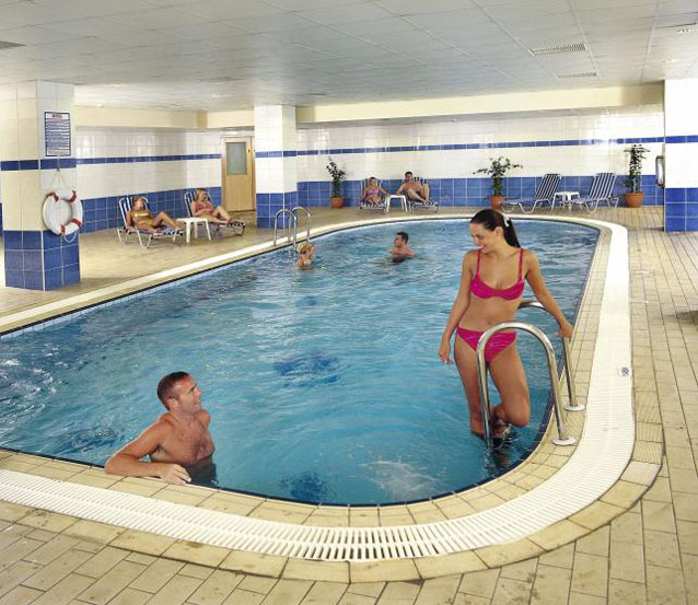 Крытый бассейн отеля Anmaria Beach Hotel 4* (Анмария Бич Отель 4*) Фото отеля Anmaria Beach Hotel 4* (Анмария Бич Отель 4*)