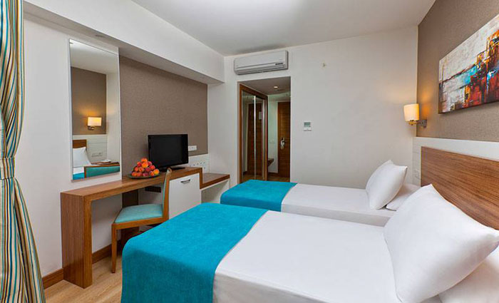 Номер Family Deluxe Room отеля Grand Park Lara 4* (Гранд Парк Лара 4*) Фото отеля Grand Park Lara 4* (Гранд Парк Лара 4*)
