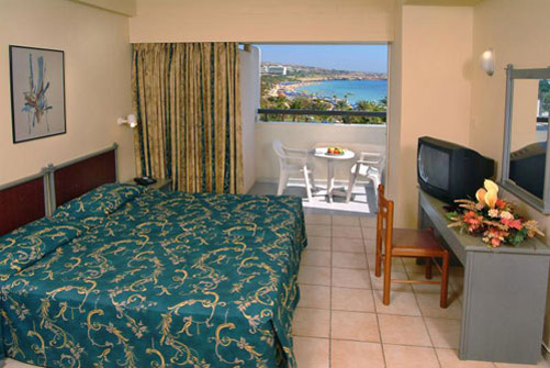 Номер отеля Nelia Beach Hotel 3* (Нелия Бич Отель 3*) Фото отеля Nelia Beach Hotel 3* (Нелия Бич Отель 3*)