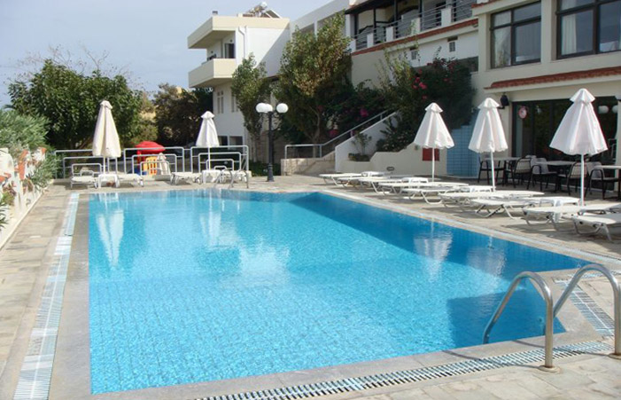 Бассейн отеля Anna Maria Village 3* (Анна Мария Вилладж 3*) Фото отеля Anna Maria Village 3* (Анна Мария Вилладж 3*)