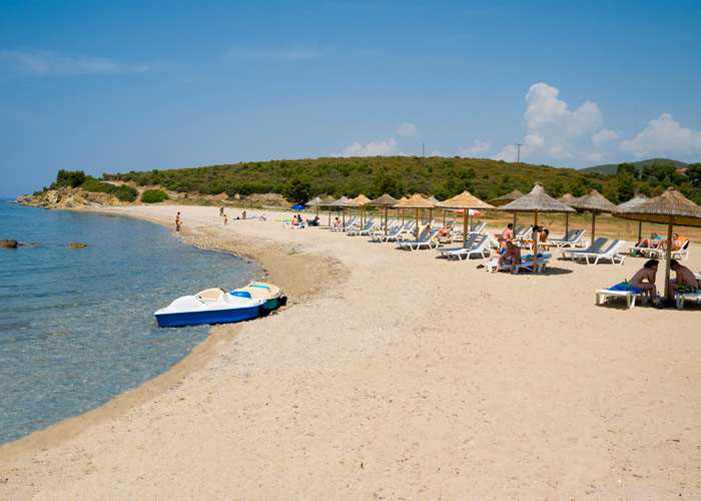 Пляж отеля Village Mare 4* (Вилладж Маре 4*) Фото отеля Village Mare 4* (Вилладж Маре 4*)
