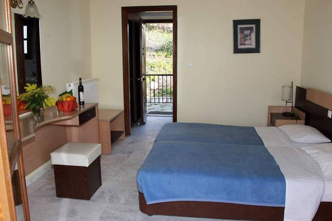 Номер Standard Room отеля Aristoteles Holiday Resort & Spa 4* (Аристотель Холидей Ресорт энд Спа 4*) Фото отеля Aristoteles Holiday Resort & Spa 4* (Аристотель Холидей Ресорт энд Спа 4*)