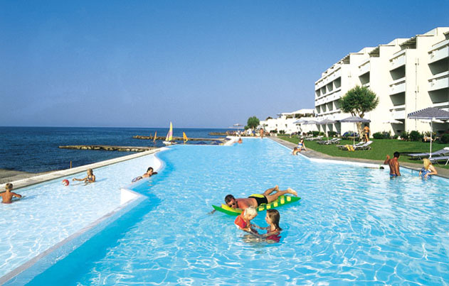 Бассейн отеля Grecotel White Palace Luxury Resort 5* (Грекотель Вайт Палас Лакшери Резорт 5*) Фото отеля Grecotel White Palace Luxury Resort 5* (Грекотель Вайт Палас Лакшери Резорт 5*)