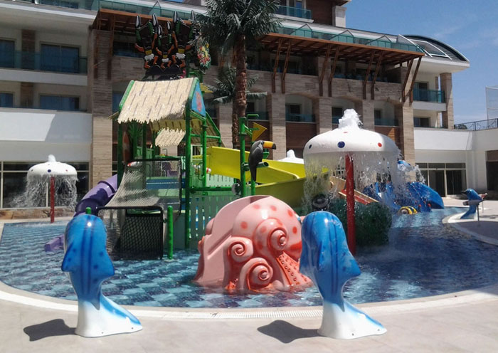 Детский бассейн отеля Crystal Waterworld Resort & Spa 5* (Кристал Вотерволд Резорт энд Спа 5*) Фото отеля Crystal Waterworld Resort & Spa 5* (Кристал Вотерволд Резорт энд Спа 5*)