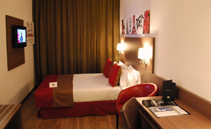 Номер отеля Hotel 4 Barcelona 4* (Отель 4 Барселона 4*) Фото отеля Hotel 4 Barcelona 4* (Отель 4 Барселона 4*)