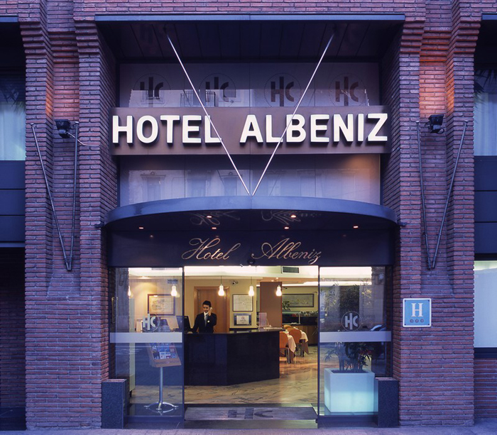 Отель Catalonia Albeniz 3* (Каталония Албениз 3*) Фото отеля Catalonia Albeniz 3* (Каталония Албениз 3*)