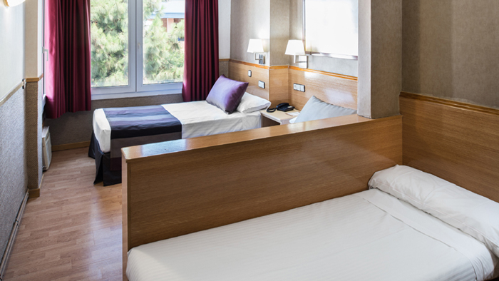 Номер Double Room отеля Catalonia Park Guell 3* (Каталония Парк Гуэль 3*) Фото отеля Catalonia Park Guell 3* (Каталония Парк Гуэль 3*)