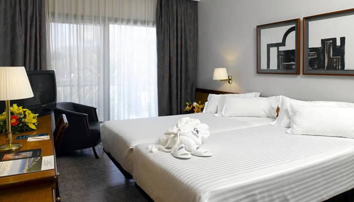 Номер отеля Ciudad de Castelldefels 3* (Сиудад де Кастельдефельс 3*) Фото отеля Ciudad de Castelldefels 3* (Сиудад де Кастельдефельс 3*)