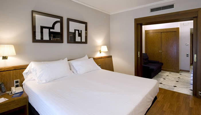 Номер отеля Ciudad de Castelldefels 3* (Сиудад де Кастельдефельс 3*) Фото отеля Ciudad de Castelldefels 3* (Сиудад де Кастельдефельс 3*)
