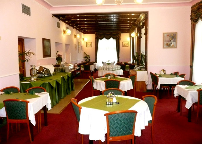 Ресторан отеля Smetana Vysehrad 4* (Сметана Вышерад 4*) Фото отеля Smetana Vysehrad 4* (Сметана Вышерад 4*)